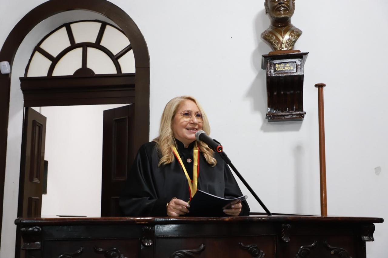 Rosângela Aguiar